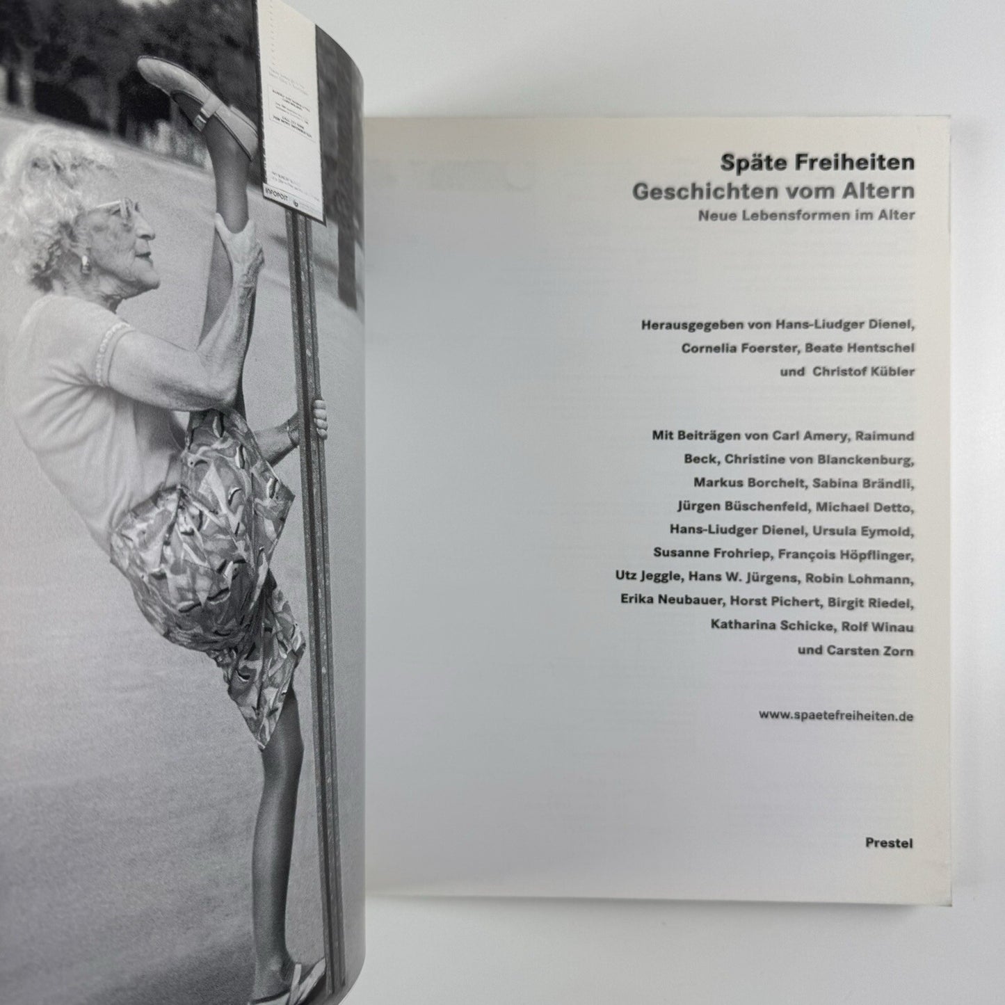 Späte Freiheiten: Geschichten vom Altern | Historischen Museum catalogue, 1999/2000
